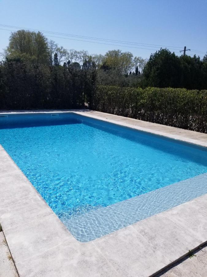Appartement 2 Pers Avec Acces Piscine Сен-Ремі-де-Прованс Екстер'єр фото